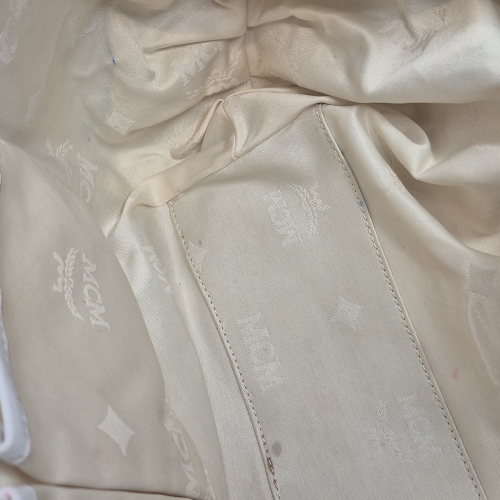 MCM White Shoulder Bag with Logo Pattern - Picture 12 of 17